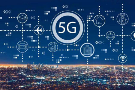 目前，许多制造商依靠有线网络来实现他们所需的持续连接。5G网络将以更低的成本实现更大的灵活性，这意味着工厂车间可以利用5G工业路由器更快地重新配置，并可以更快地利用物联网的好处。