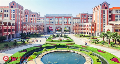 耀世在线近日前往集美大学诚毅学院开展校招工作，正式启动2021秋冬季校招计划，未来耀世在线还将面向多个线上线下渠道持续开放招聘，期望能遇到最合拍的你。