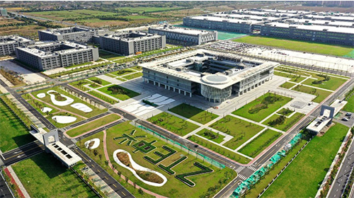 现代制造业工厂由于生产流程复杂、工序繁多，存在安全、环保、效率、可持续性等多方面的挑战。针对这一需求，耀世在线提供基于5G智能网关的5G数字化智慧工厂解决方案，打造高水平5G智慧工厂。