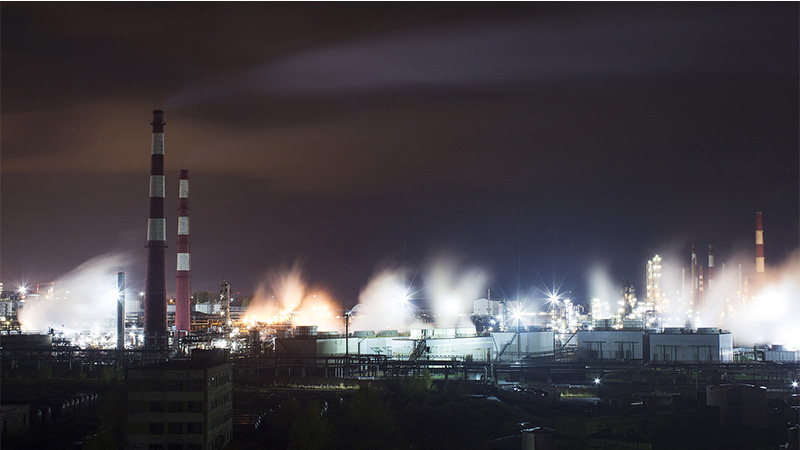 高耗能工厂通过引入工业智能网关构建集实时监测、多维度分析于一体的能源管理系统，能够有效解决能源数据获取难、分析不足、管理滞后的痛点。此举不仅降低了单位产能能耗，提升了能源利用效率，也为推动工厂实现精益化运营管理、绿色发展奠定了坚实基础。