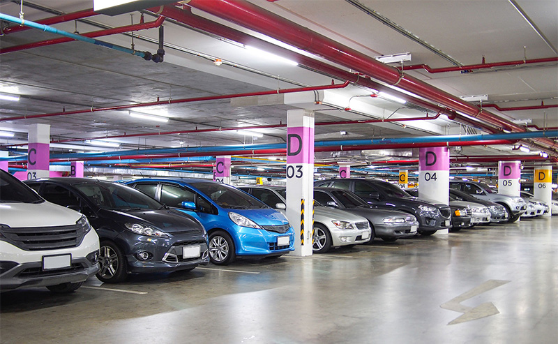 地下停车场.jpg 地下停车场.jpg